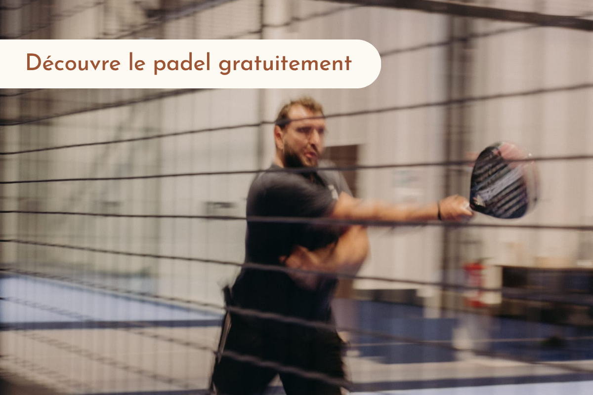 Découvre le padel gratuitement